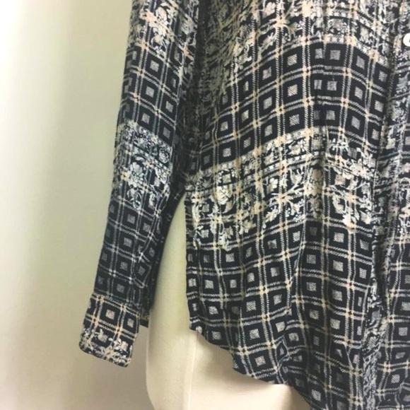 Free People Plaid Floral Caravan Top - Picture 4 of 11